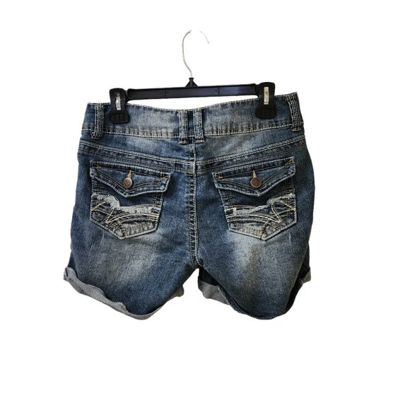 No Boundaries Cuffed Blue Jean Midi Bermuda Shorts Size 9 Low Rise - Picture 2 of 6